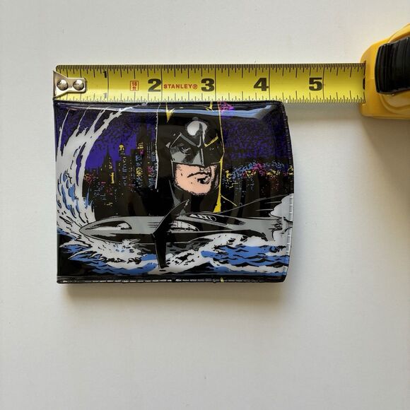 DC Comics 1991 Batman Vintage Trifold Wallet - Picture 2 of 9